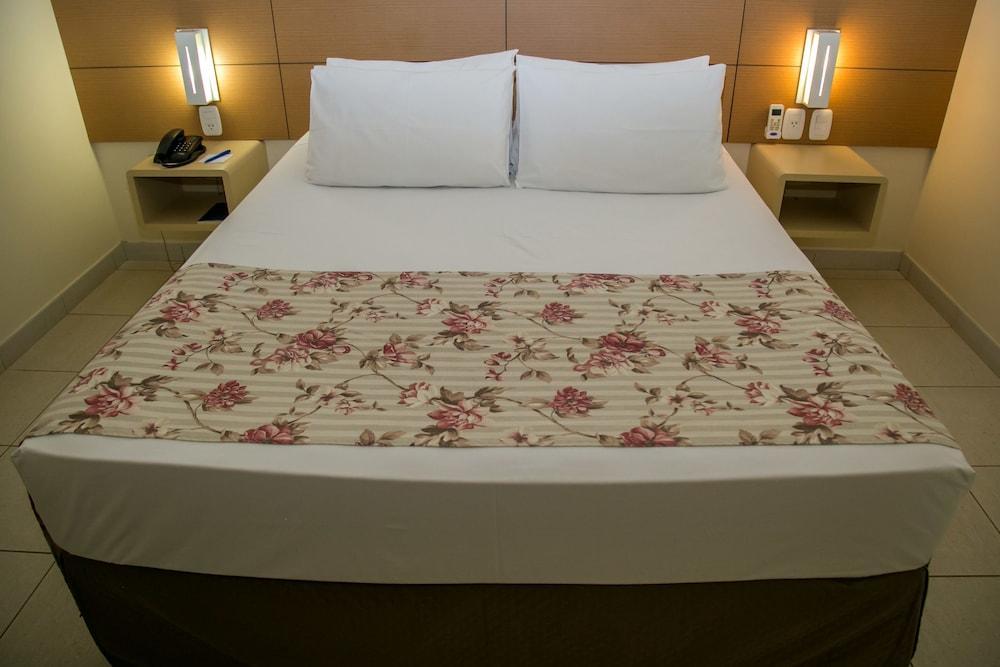 Hotel Caiua Express Maringá Extérieur photo